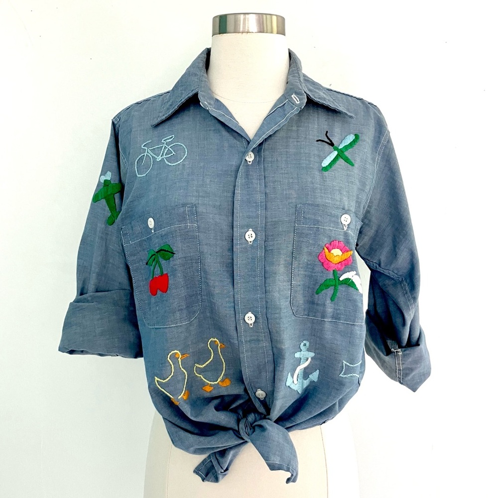 Vintage 70’s embroidered chambray button down novelty shirt top blouse workwear